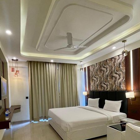 Hotel Maple Tree - Near Ekana Cricket Stadium - 러크나우 외부 사진