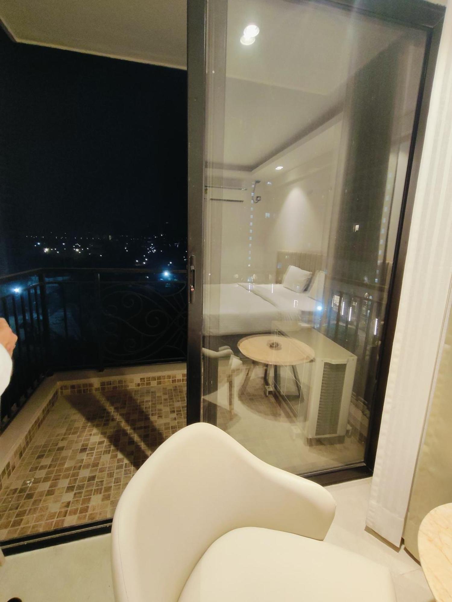 Hotel Maple Tree - Near Ekana Cricket Stadium - 러크나우 외부 사진