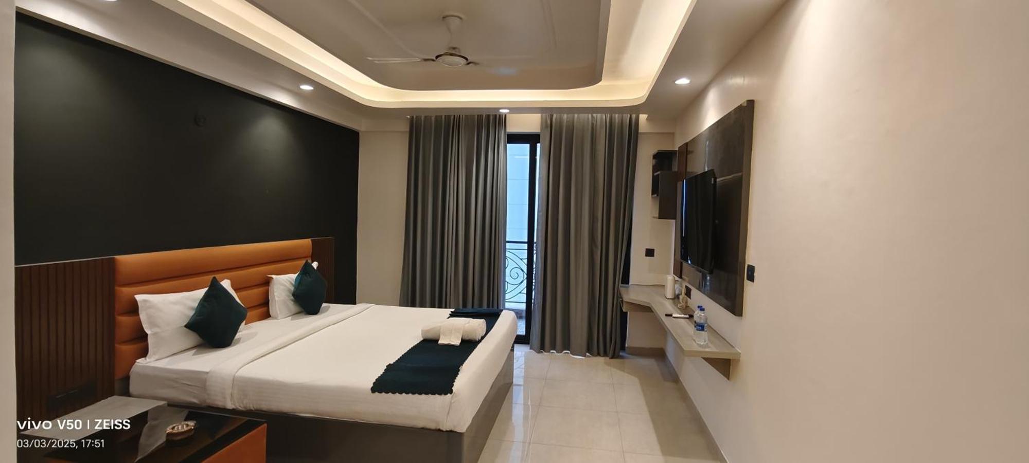 Hotel Maple Tree - Near Ekana Cricket Stadium - 러크나우 외부 사진